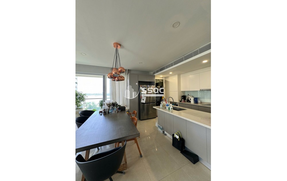 Bán căn 4 phòng ngủ Brilliant - View nọi khu - giá 23.6 tỷ - 217m2