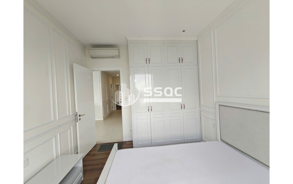 Cho thuê căn 3PN 2 góc view sông và nội khu cực đẹp, lầu cao, giá chỉ 37 triệu