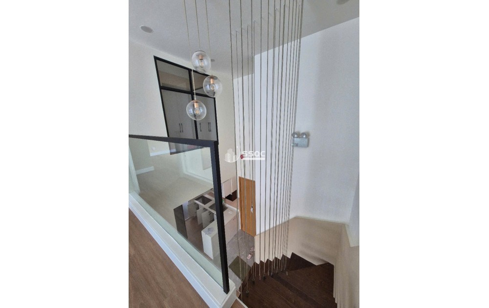 DUPLEX 2PN VISTA VERDE GIÁ SIÊU TỐT CÓ 1 - 0 - 2, 84m2 GIÁ BÁN 8.5 TỶ, FULL NT, SỔ HỒNG, VIEW NGOẠI KHU THOÁNG MÁT