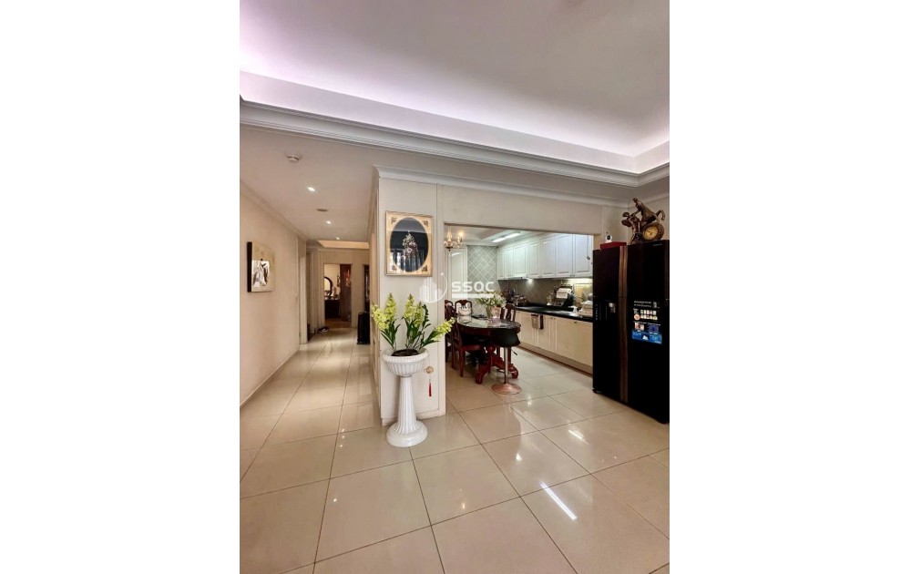 Bán căn hộ 3PN Imperia DT 131m2 Full nội thất giá 10.5 tỷ all in