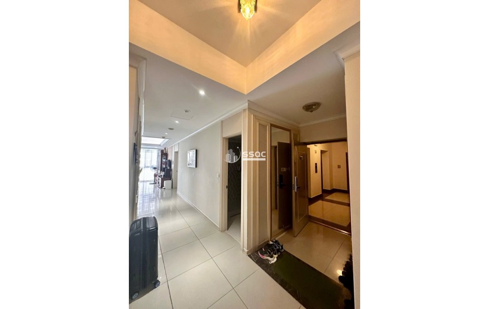 Bán căn hộ 3PN Imperia DT 131m2 Full nội thất giá 10.5 tỷ all in