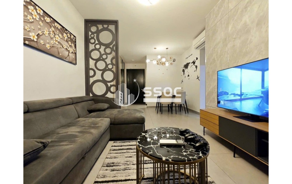Thuê ngay căn hộ  2 phòng ngủ, view thoáng mát nội thất hiện đại