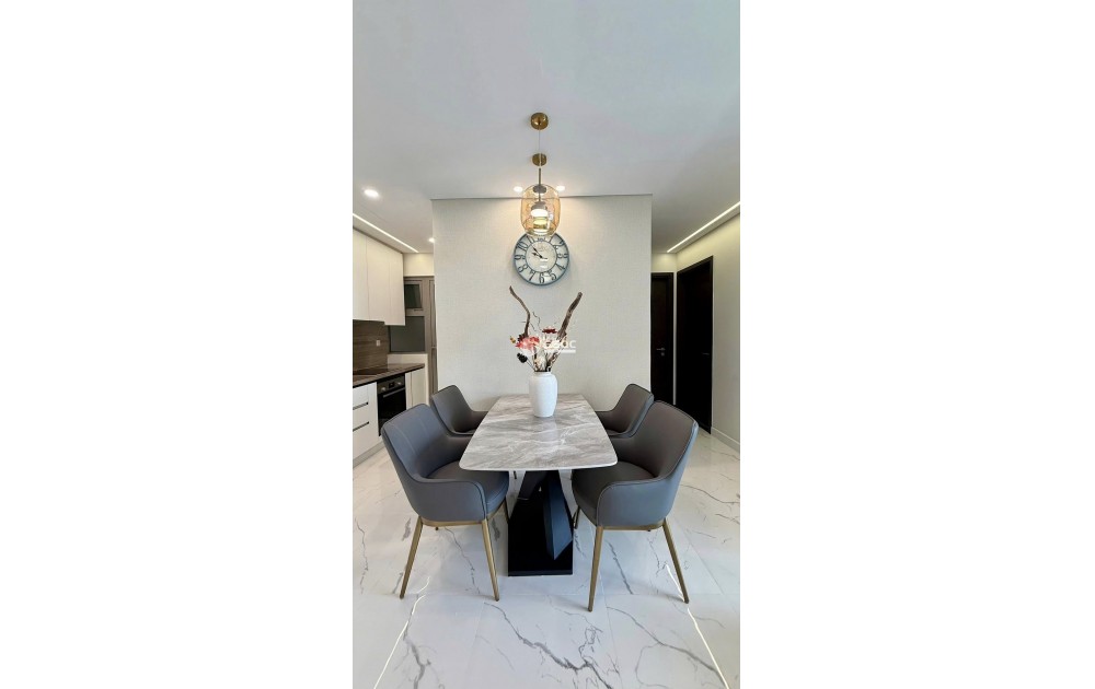 SANG NHƯỢNG CĂN HỘ 2 PHÒNG NGỦ EMPIRE CITY - CHỐT LIỀN TAY