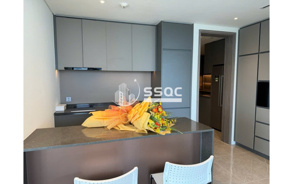 4-BEDROOM APARTMENT FOR RENT – METROPOLE OPERA – 179 SQM