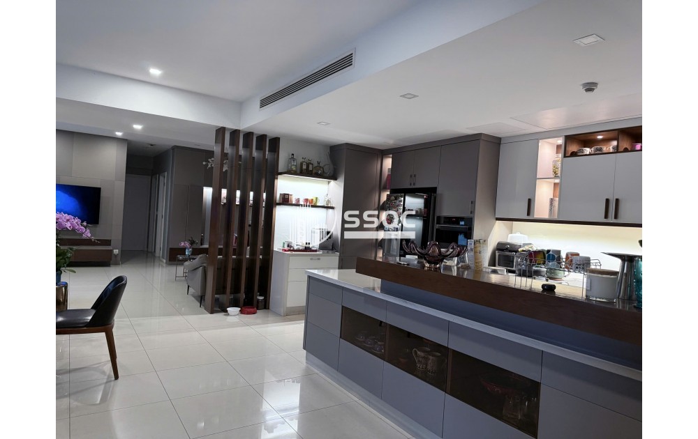 ESTELLA HEIGHT - BÁN CĂN HỘ 4PN CĂN GHÉP – Full nội thất – Tầng cao – View cực kỳ thoáng mát