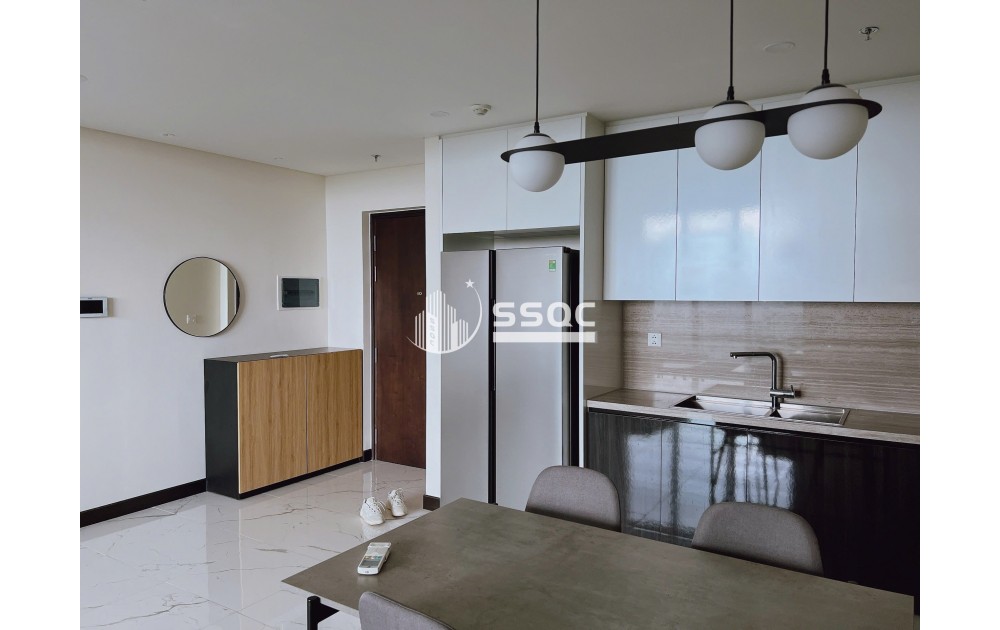 CORNER 2-BEDROOM APARTMENT – EMPIRE CITY – FULLY FURNISHED