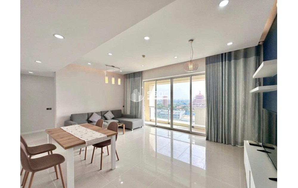 Cho thuê căn hộ 3 phòng ngủ 124m2 - ban cộng rộng thoáng - Gía thuê tốt