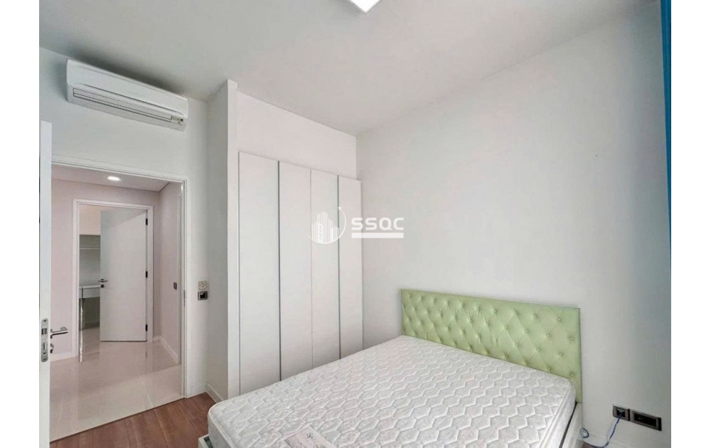 Cho thuê căn hộ 3 phòng ngủ 124m2 - ban cộng rộng thoáng - Gía thuê tốt