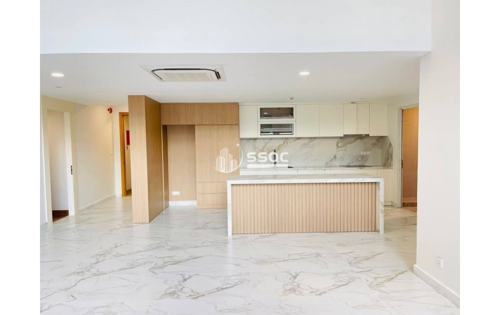 VISTA VERDE ll CHO THUÊ 5PN DUPLEX - TẦNG SÂN VƯỜN!