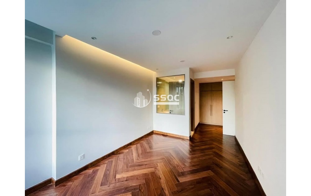 VISTA VERDE ll CHO THUÊ 5PN DUPLEX - TẦNG SÂN VƯỜN!