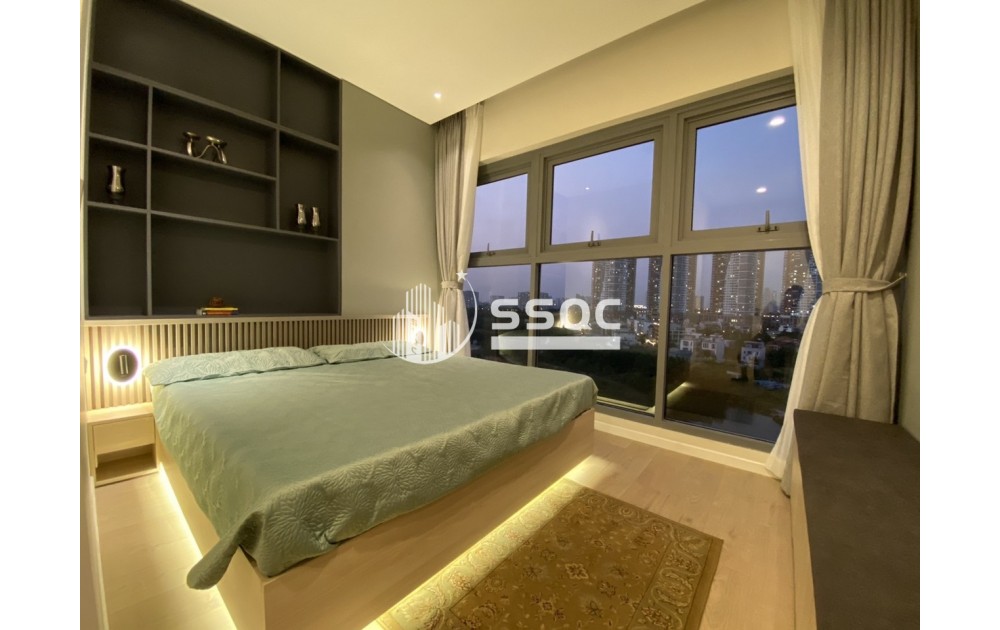 Bán căn 2PN -72m2 giá 10.5 tỷ Căn góc ban công nhìn trực diện SunEvanue