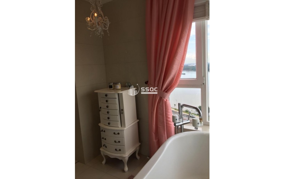 Bán căn 2PN 125m2 tháp T4 view trực diện Biteco dt 109m2 giá 19 tỷ