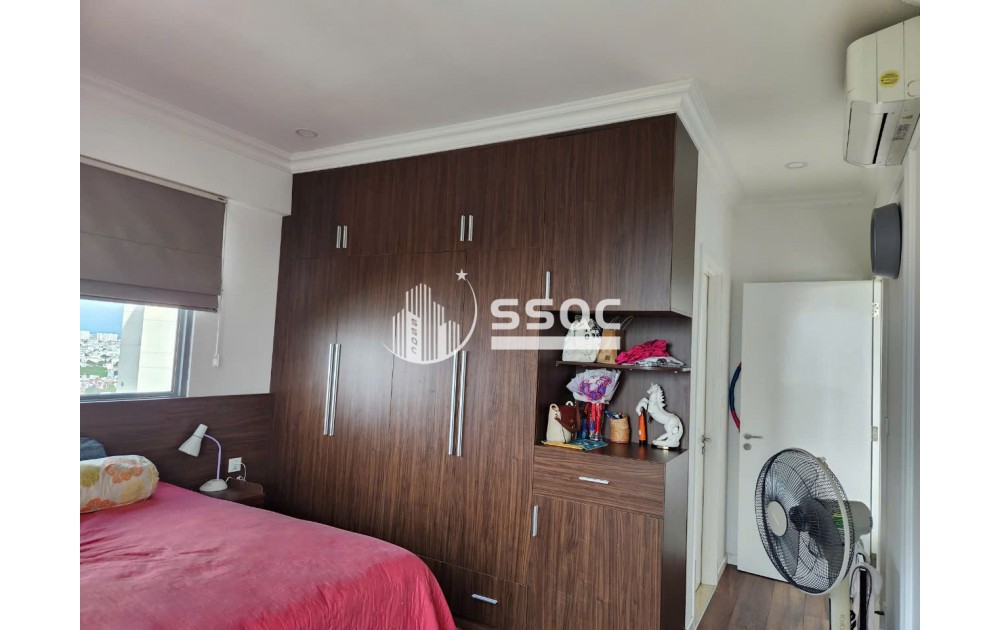 Bán căn 3PN dualkey dt 137m2 giá 18 tỷ View trực diện Landmark 81