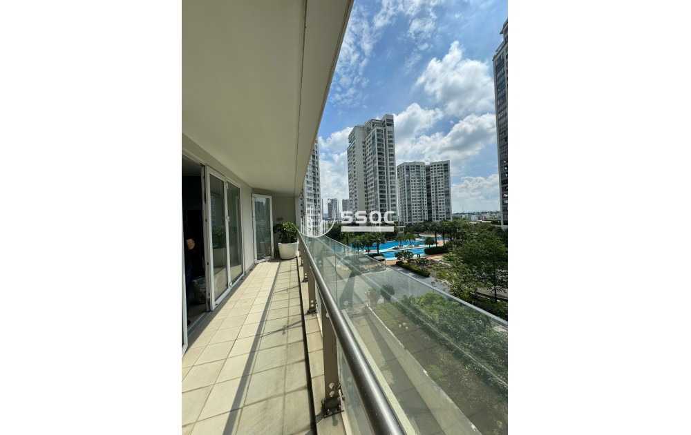 Căn Hộ 3PN View Trực Diện Sông Diện Tích 217m2 Ban Công Rộng