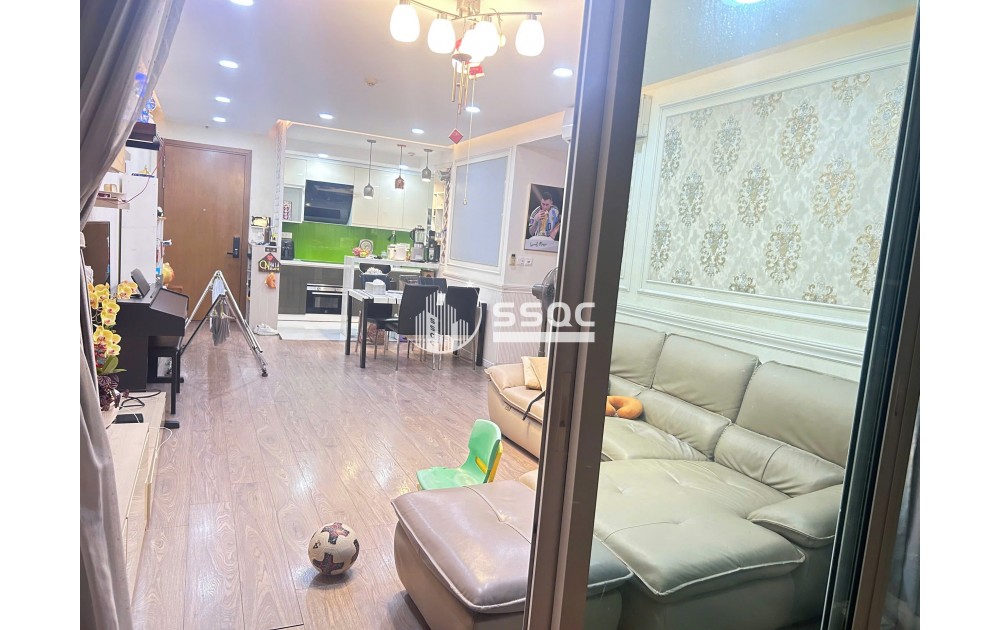 VISTA VERDE: BÁN CĂN GÓC 2PN TẦNG TRUNG, 98m2, FULL NT, VIEW HƯỚNG ĐÔNG NAM, GIÁ BÁN 9.5 TỶ