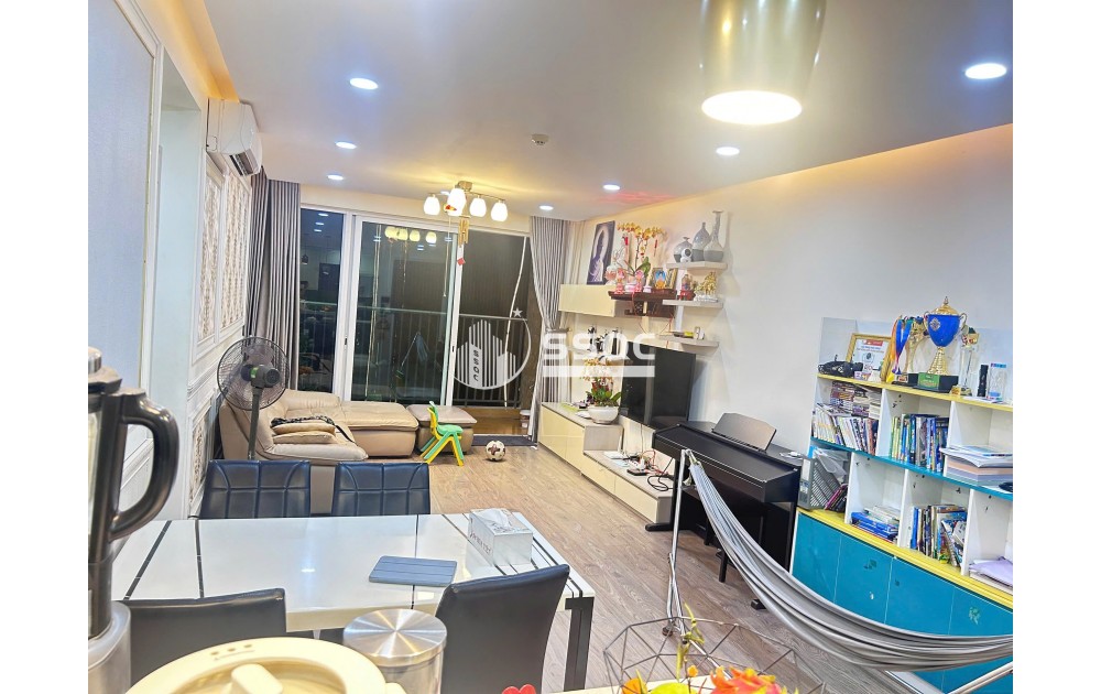 VISTA VERDE: BÁN CĂN GÓC 2PN TẦNG TRUNG, 98m2, FULL NT, VIEW HƯỚNG ĐÔNG NAM, GIÁ BÁN 9.5 TỶ