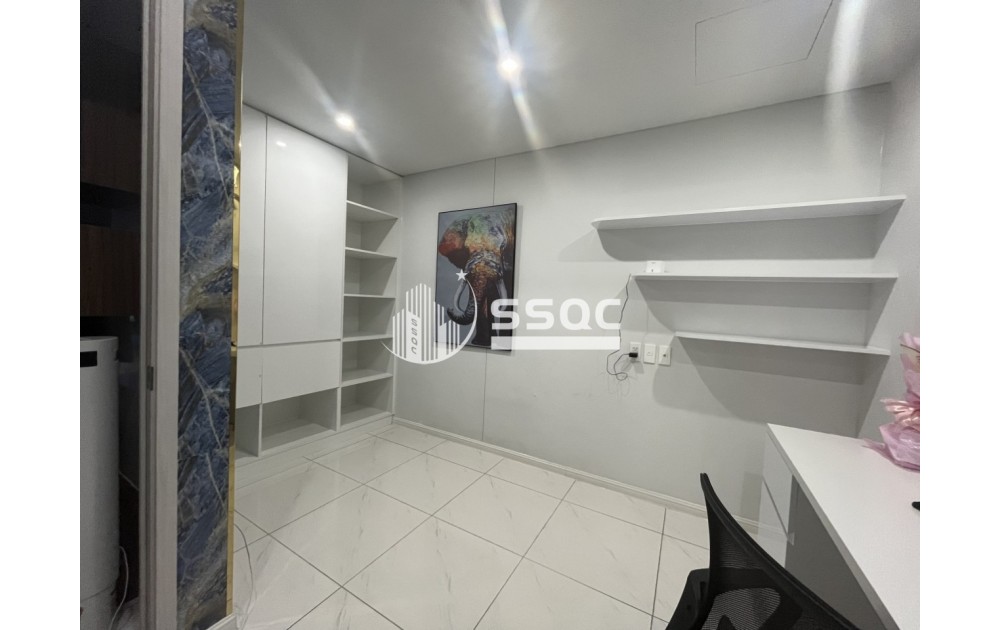 Bán căn hộ 3 phòng ngủ Waterina Suites - DT 160m2 - Giá 18 tỷ