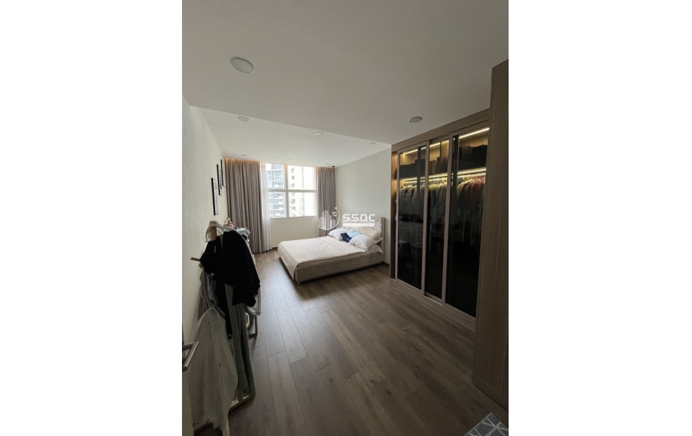 Cho thuê căn hộ 3 phòng ngủ The Estella - DT 171m2 - View hồ bơi - giá 65 triệu/tháng