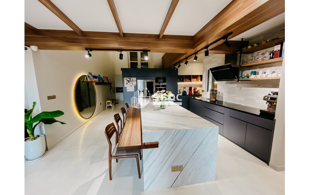 BÁN DUPLEX VISTA VERDE 353M2 5 PHÒNG NGỦ VIEW HỒ BƠI GIÁ 28.7 TỶ