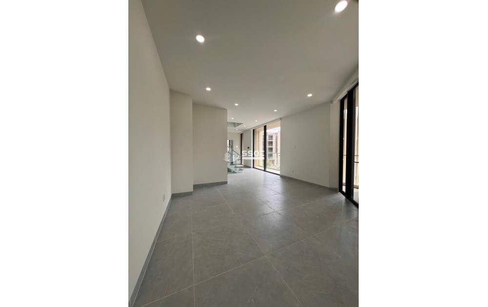 BÁN NHÀ PHỐ THƯƠNG MẠI THE GLOBAL - 4 PHÒNG NGỦ - 347M2 - GIÁ 35 TỶ