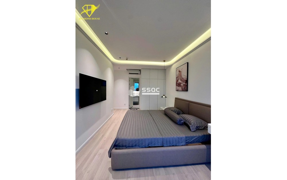 CHO THUÊ ONE VERANDAH - DUPLEX - GIÁ TỐT TẦNG TRUNG - 157m2 - 60 TRIỆU