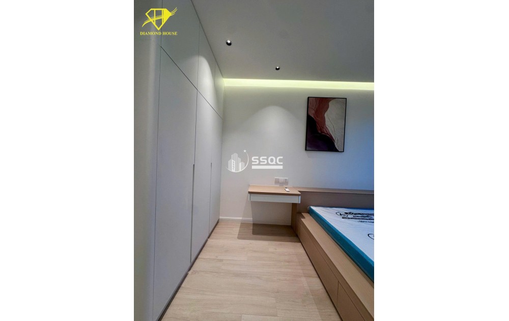 CHO THUÊ ONE VERANDAH - DUPLEX - GIÁ TỐT TẦNG TRUNG - 157m2 - 60 TRIỆU