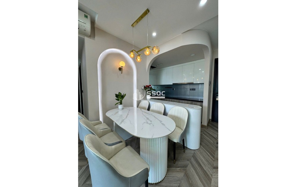  2-BEDROOM CORNER APARTMENT FOR SALE AT FELIZ EN VISTA – CRUZ TOWER – HIGH FLOOR – FULLY FURNISHED – ONLY VND 10 BILLION
