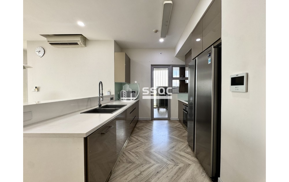 Bán căn hộ 3 phòng ngủ Estella Heights tháp TTTM - DT 125m2 - View thành phố - Giá 19 tỷ - Sổ hồng