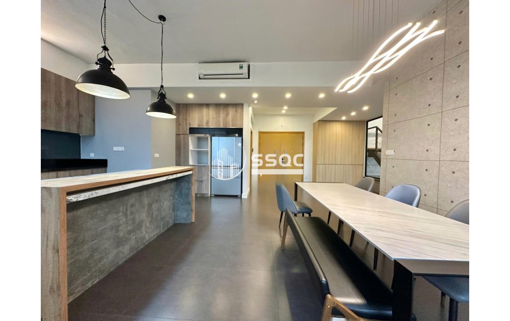 BÁN PENTHOUSE VISTA VERDE GIÁ 23 TỶ, 254M2 VỚI 3 PHÒNG NGỦ - XÁCH VALI VÀO Ở
