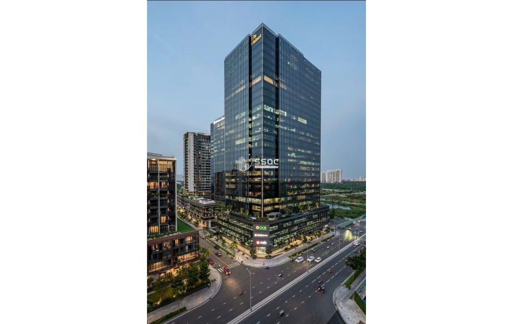 BÁN CĂN HỘ METROPOLE, GIÁ 30 TỶ - 2 PHÒNG NGỦ - 70M2, XÁCH VALI VÀO Ở