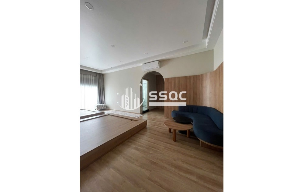 XÁCH VALI VÀO Ở NGAY! CHO THUÊ PENTHOUSE VISTA VERDE, 5 PHÒNG NGỦ - 424 M2, GIÁ: 114.75 TRIỆU/THÁNG
