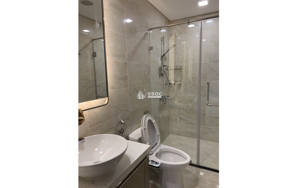 BÁN CĂN HỘ VINHOMES CENTRAL PARK, NHÀ ĐẸP LUNG LINH - 2 PHÒNG NGỦ - 94 M2 - GIÁ 18 TỶ
