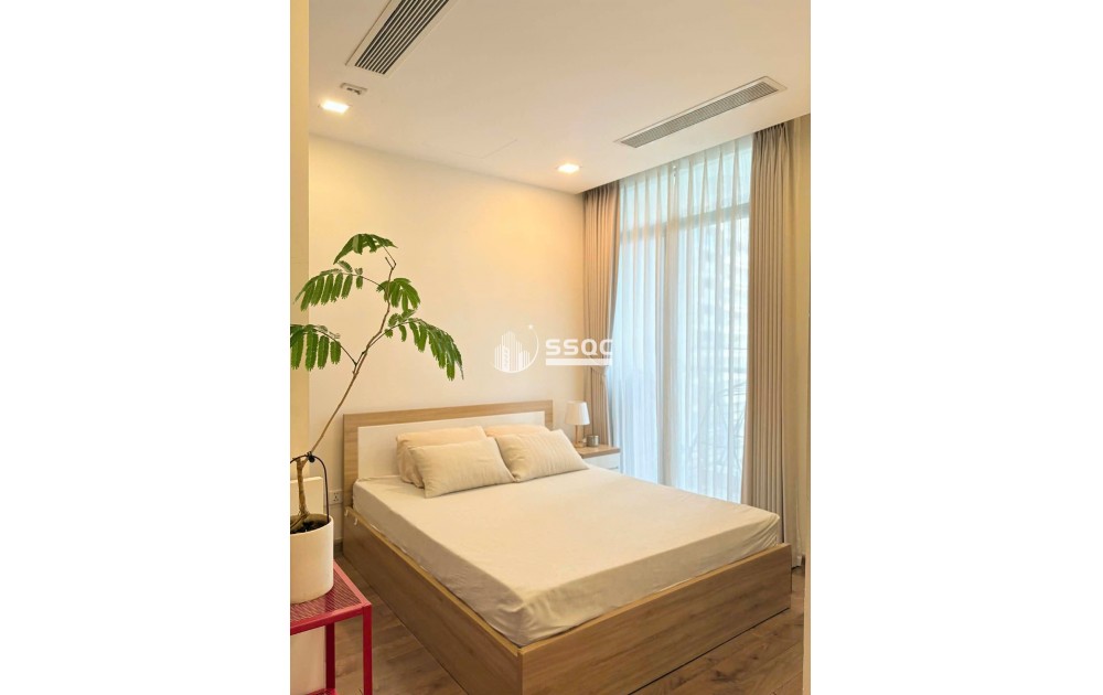 BÁN CĂN HỘ VINHOMES CENTRAL PARK, GIÁ: 7.3 TỶ - 1 PHÒNG NGỦ - 57 M2 XÁCH VALI VÀO Ở