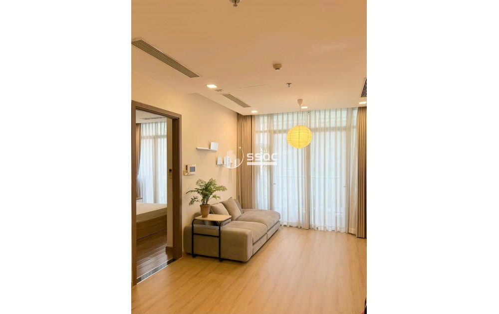 BÁN CĂN HỘ VINHOMES CENTRAL PARK, GIÁ: 7.3 TỶ - 1 PHÒNG NGỦ - 57 M2 XÁCH VALI VÀO Ở