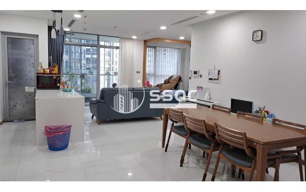 BÁN CĂN HỘ VINHOMES CENTRAL PARK GIÁ 14.2 TỶ, 3 PHÒNG NGỦ - 118 M2, XÁCH VALI VÀO Ở