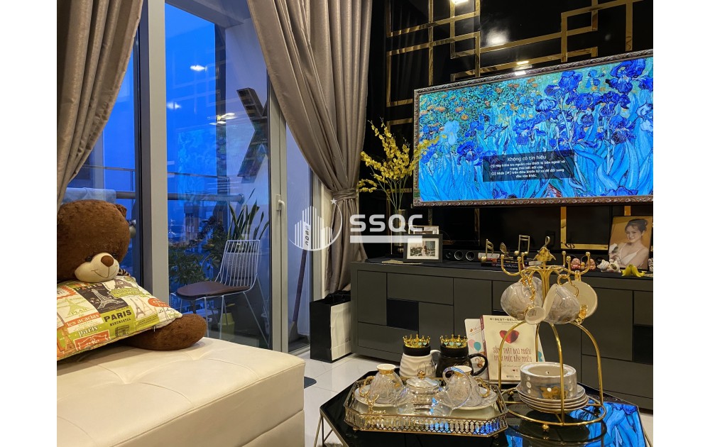 BÁN CĂN HỘ VINHOMES CENTRAL PARK, GIÁ 7.5 TỶ - 1 PHÒNG NGỦ NHÀ ĐẸP LUNG LINH 56 M2
