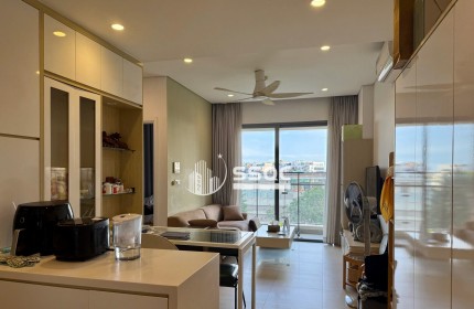  SIÊU PHẨM ĐẢO KIM CƯƠNG – CĂN 1PN 50M² FULL NỘI THẤT THIẾT KẾ RIÊNG – LẦU THẤP VIEW RESORT BỂ BƠI & SÔNG MÁT RƯỢI 