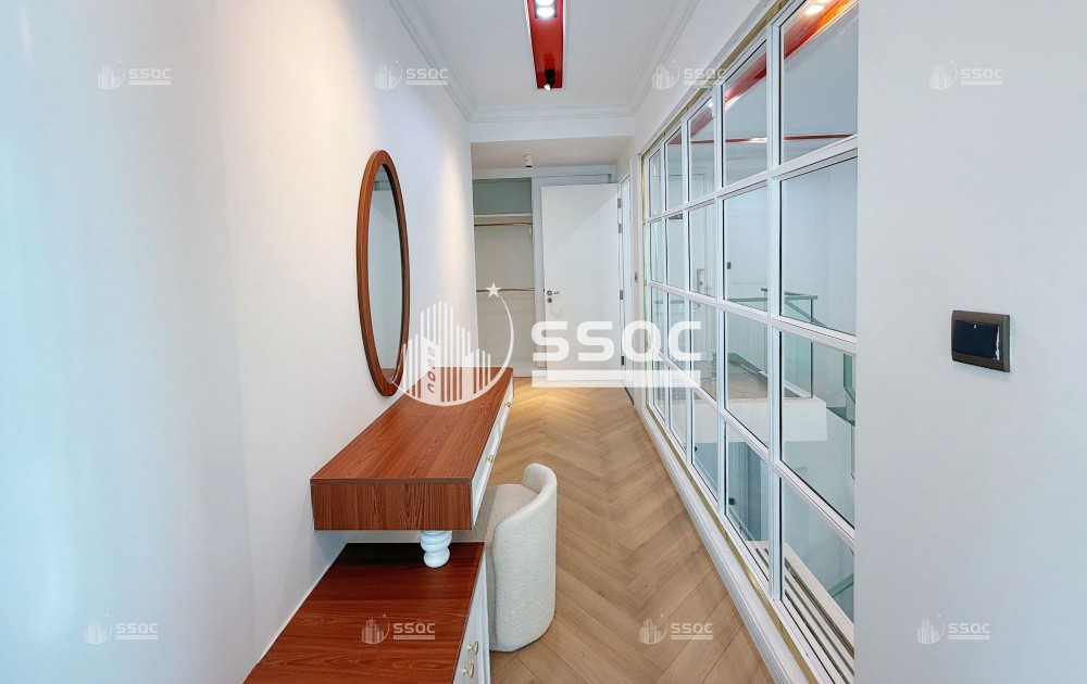 Feliz En Vista Duplex Apartment For Rent – 103sqm Beraz Tower Basic Furnishing