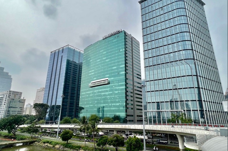 Toàn cảnh Le Meridien hướng nhìn sông Sài Gòn