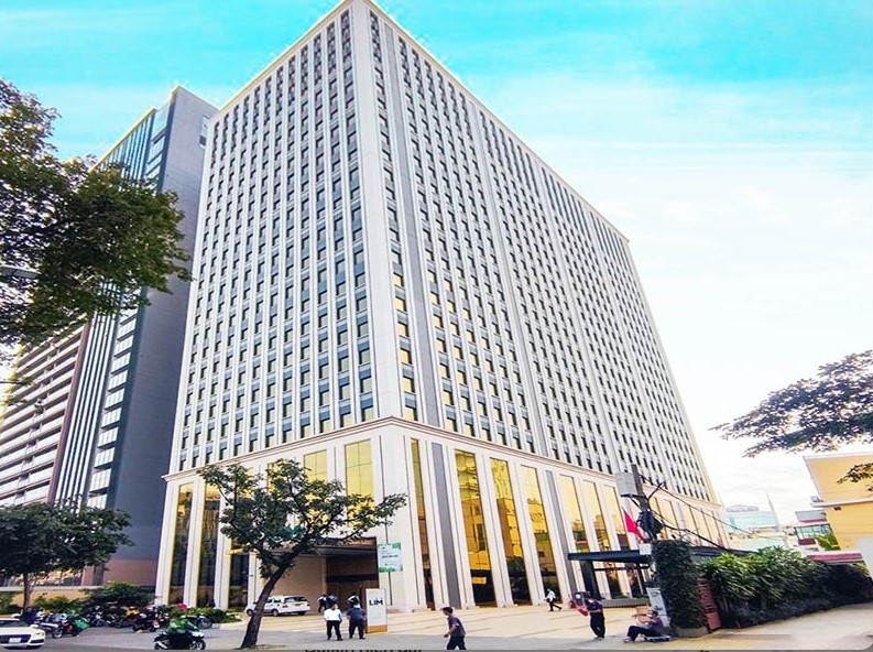 Mặt tiền đường Nguyễn Đình Chiểu tòa nhà Lim Tower 3