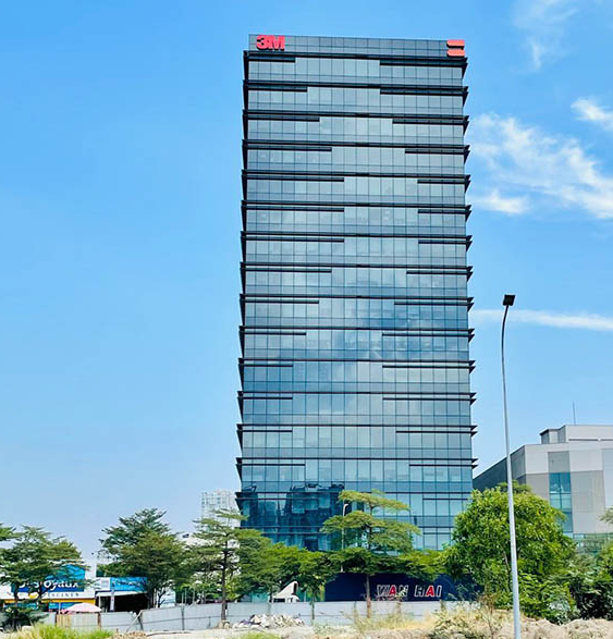 Toàn cảnh tòa nhà văn phòng Mapletree Business Centre 1060 Nguyễn Văn Linh Quận 7