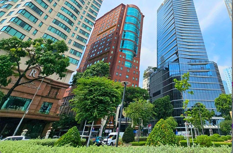 Góc nhìn tòa nhà từ công viên Công Trường Mê Linh