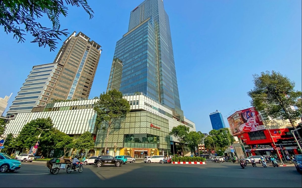 Toàn cảnh kiến trúc biểu tượng Saigon Centre Tower 1 và 2 đường Lê Lợi Quận 1