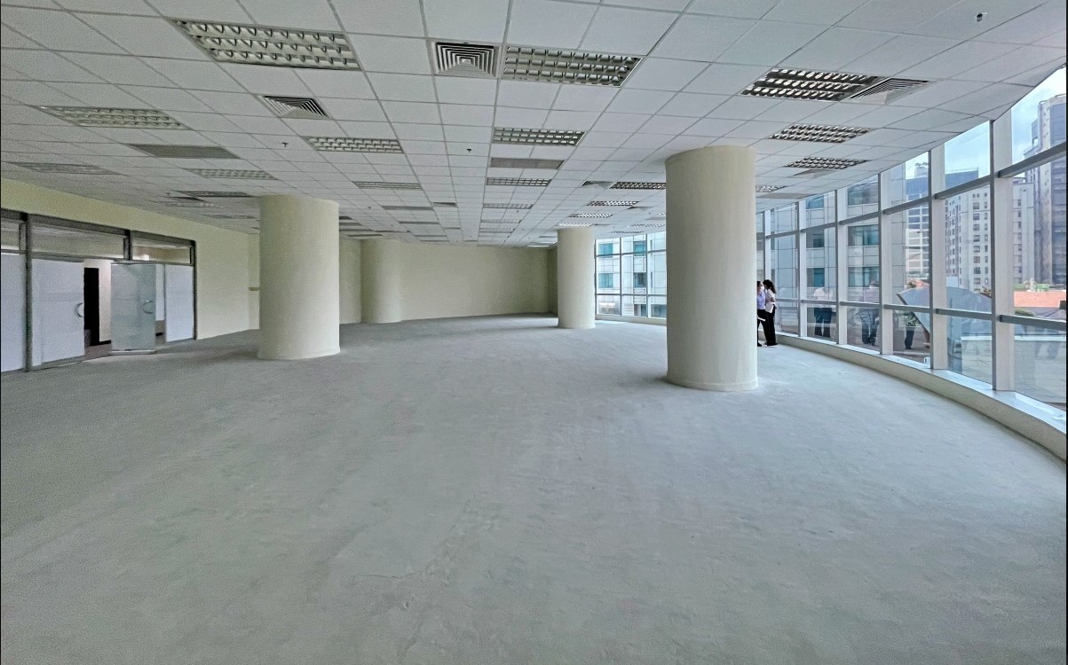 Mặt sàn thông suốt không cột cản trở
