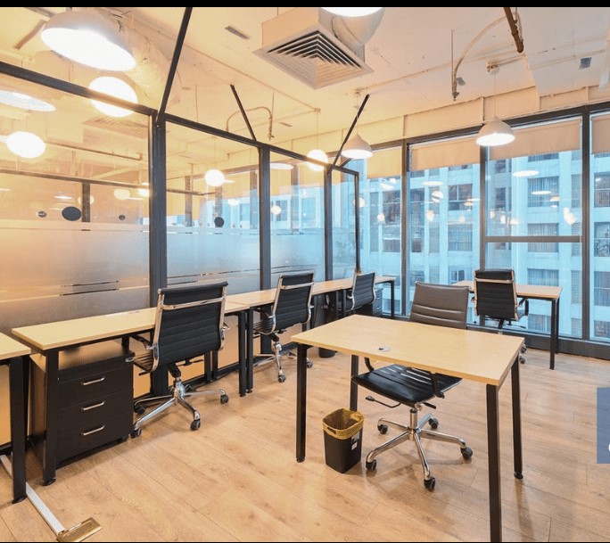03 Tầng Hầm Đỗ Xe Rộng Rãi Toàn Tòa Nhà