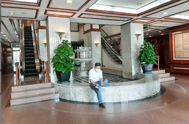Đài Phun Nước Cẩm Thạch & Thang Cuốn tòa nhà VTP Building