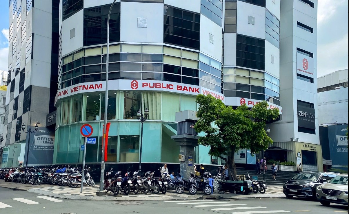 Khối đế thương mại và ngân hàng Public Bank Zen Plaza