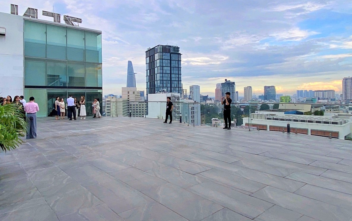 Rooftop sky garden sân vườn sự kiện tầng 14 Zen Plaza