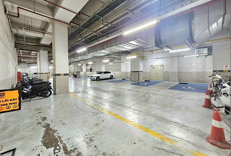 3 tầng hầm đỗ xe rộng rãi hơn 40.000m2
